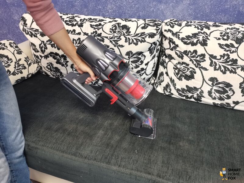 Deerma T50W уборка дивана